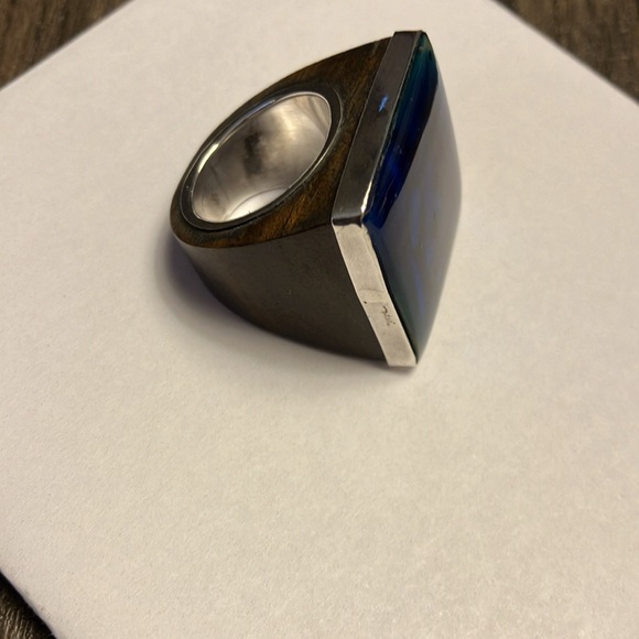 Silver wood and paua shell ring - Picture 2 of 4